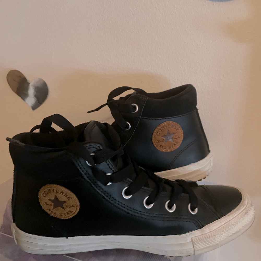 Converse size 61-2